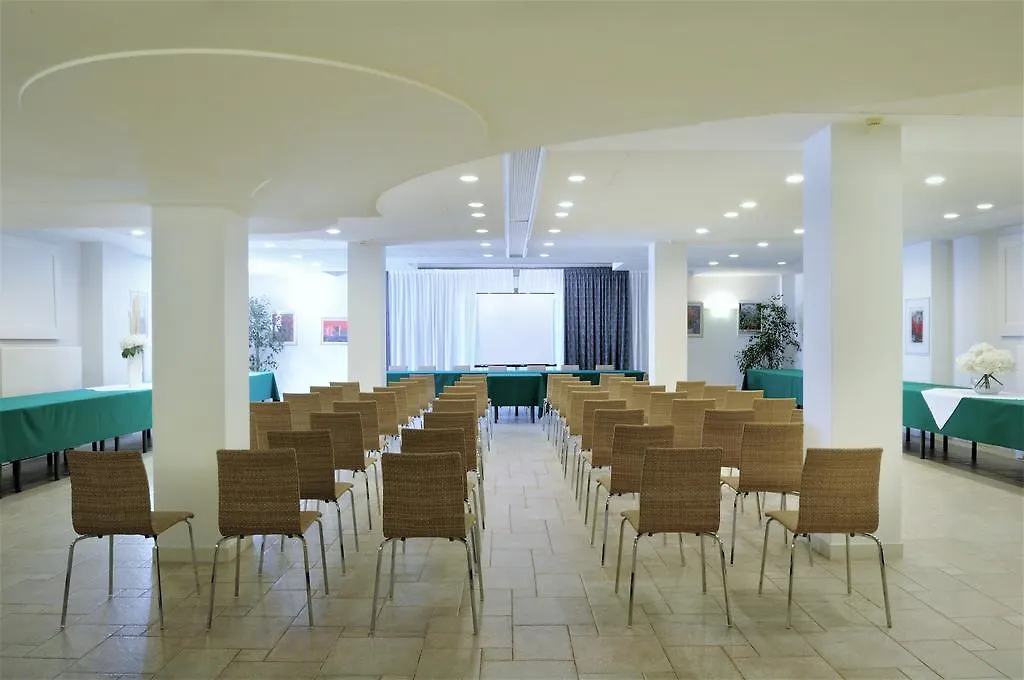 Hotel Ristorante Primavera Godega di Sant'Urbano 3*,  Italy