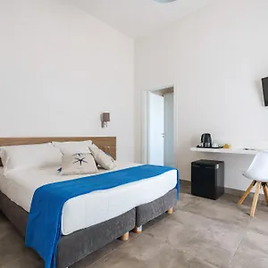 https://villa-licari-stagnone.sicilyhotelsitaly.net